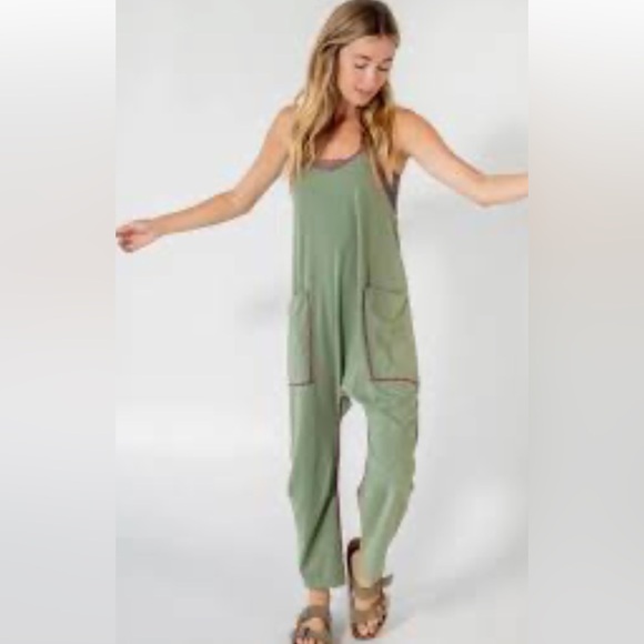 NATURAL LIFE Pants - Natural Life Lucy Jumpsuit in Sage Size XL New With Tags